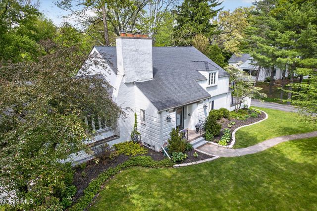 3700 W Bancroft Street, Ottawa Hills, OH 43606