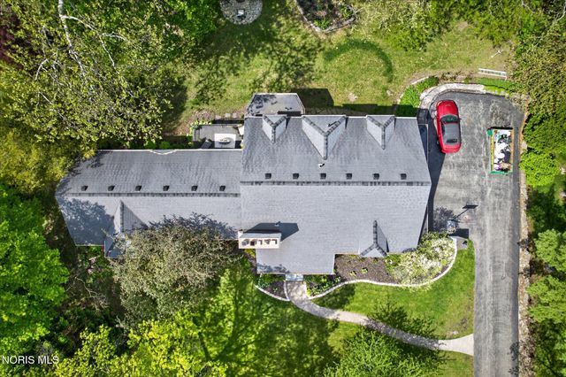3700 W Bancroft Street, Ottawa Hills, OH 43606