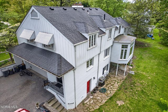 3700 W Bancroft Street, Ottawa Hills, OH 43606