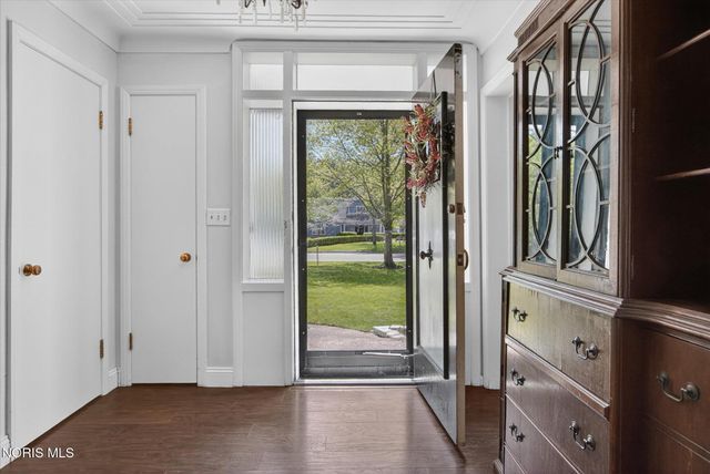 3700 W Bancroft Street, Ottawa Hills, OH 43606