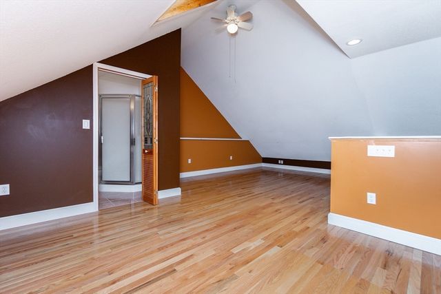 87 Merrimack Meadows Ln 87, Tewksbury, MA 01876