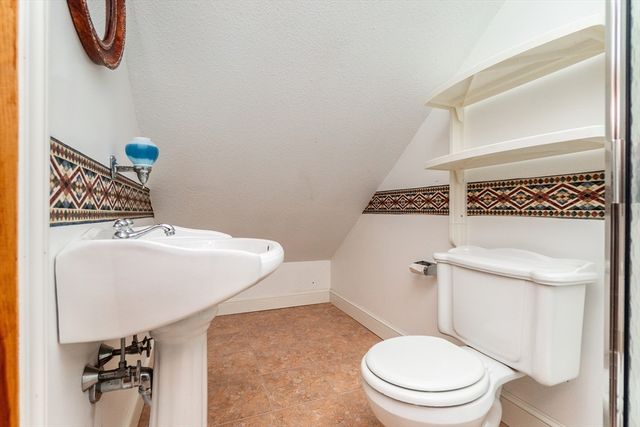 87 Merrimack Meadows Ln 87, Tewksbury, MA 01876
