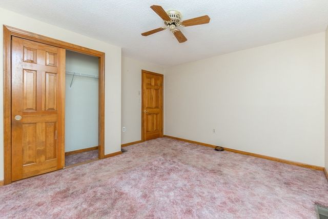 87 Merrimack Meadows Ln 87, Tewksbury, MA 01876