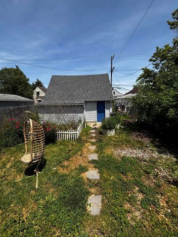 11690 Gallagher Street, Hamtramck, MI 48212