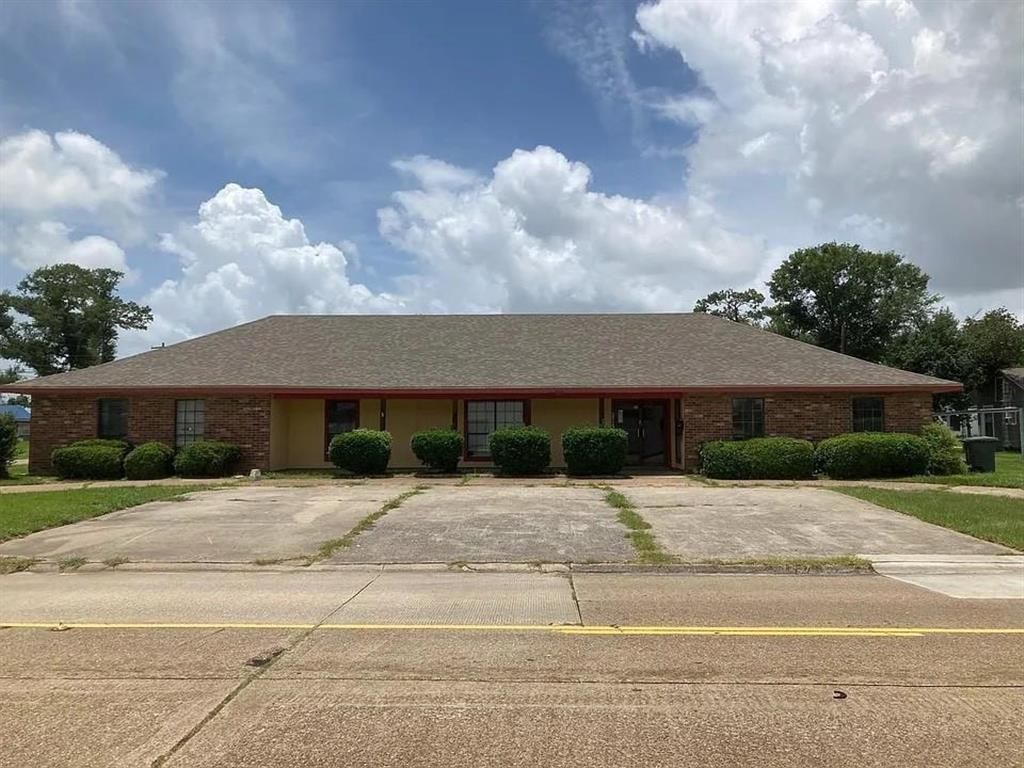 3740 Kirkman Street, Lake Charles, LA 70607