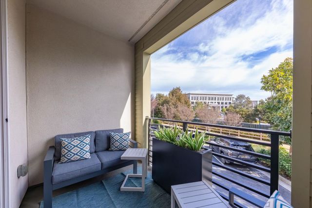 3044 Mawing Road, San Mateo, CA 94403