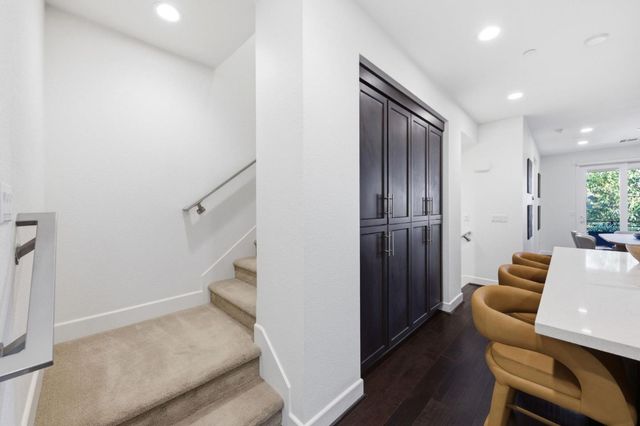 3044 Mawing Road, San Mateo, CA 94403