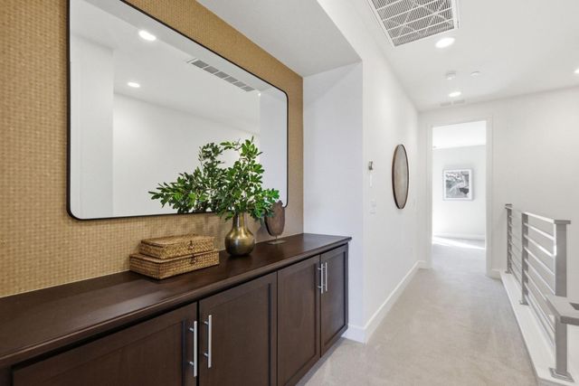 3044 Mawing Road, San Mateo, CA 94403