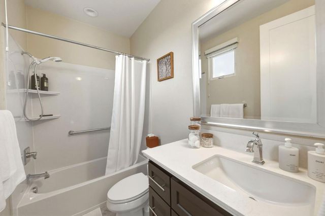 3044 Mawing Road, San Mateo, CA 94403