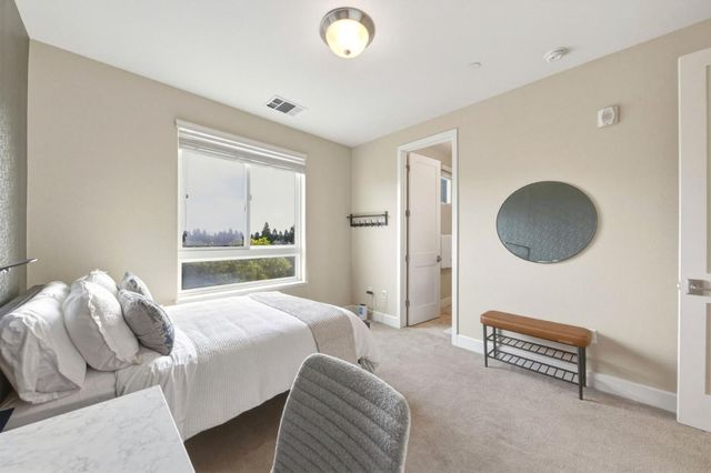 3044 Mawing Road, San Mateo, CA 94403