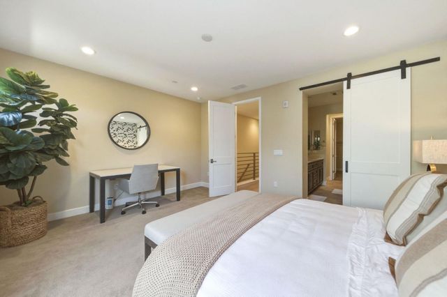 3044 Mawing Road, San Mateo, CA 94403