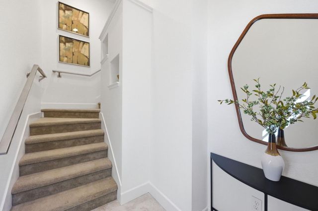 3044 Mawing Road, San Mateo, CA 94403