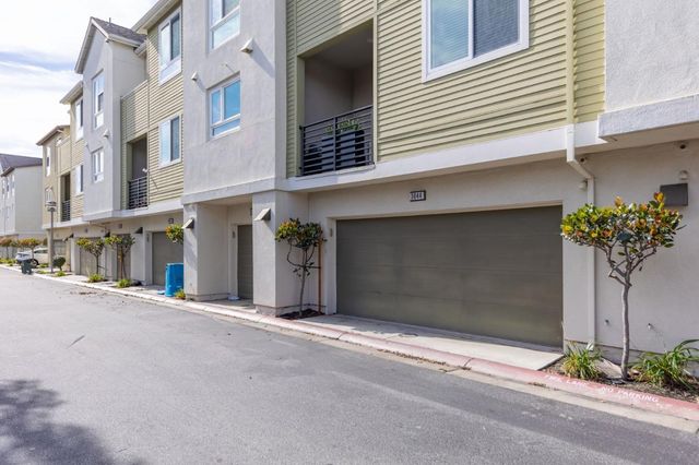 3044 Mawing Road, San Mateo, CA 94403