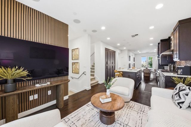 3044 Mawing Road, San Mateo, CA 94403