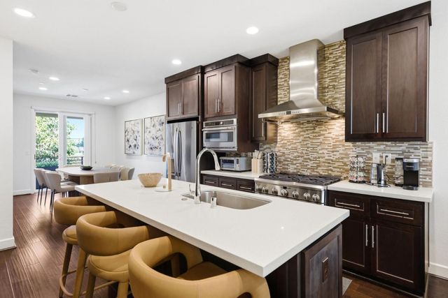 3044 Mawing Road, San Mateo, CA 94403