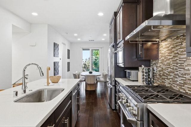 3044 Mawing Road, San Mateo, CA 94403