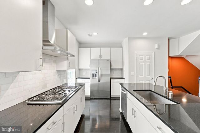 9652 PULLMAN PL, Fairfax, VA 22031