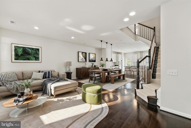 9652 PULLMAN PL, Fairfax, VA 22031