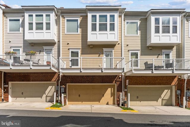 9652 PULLMAN PL, Fairfax, VA 22031