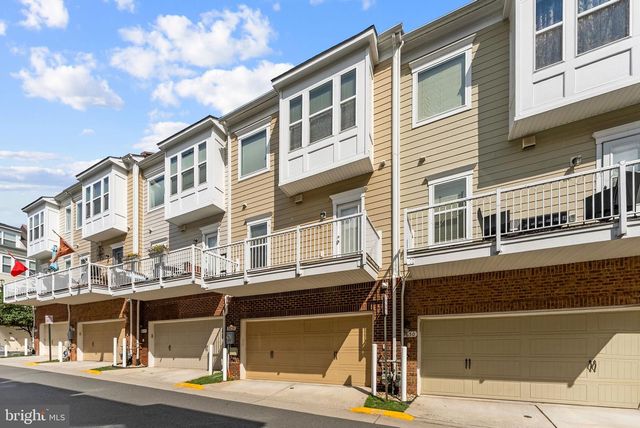 9652 PULLMAN PL, Fairfax, VA 22031