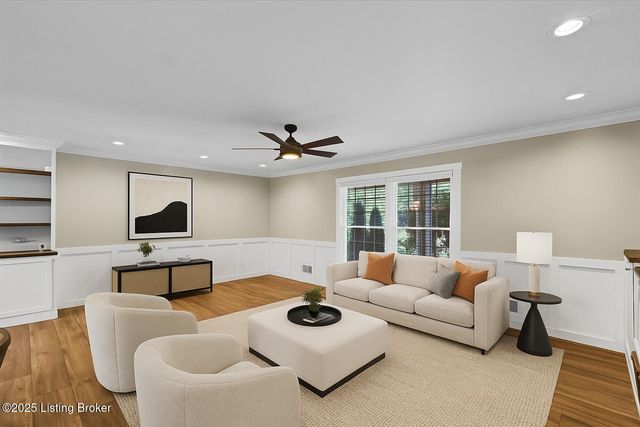 9305 Hi View Ln, Louisville, KY 40272