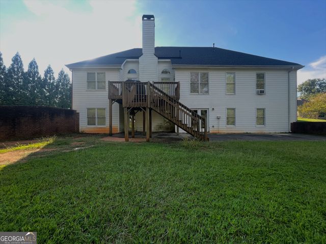 140 Lake Lucinda Drive, Covington, GA 30016