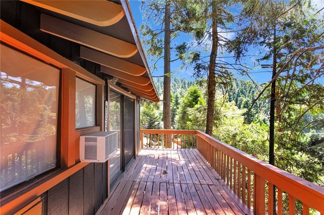 739 Lake Drive, Lake Arrowhead, CA 92385