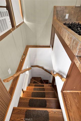 739 Lake Drive, Lake Arrowhead, CA 92385