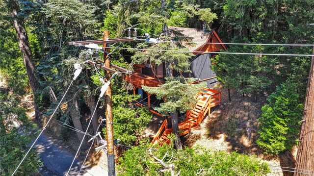 739 Lake Drive, Lake Arrowhead, CA 92385