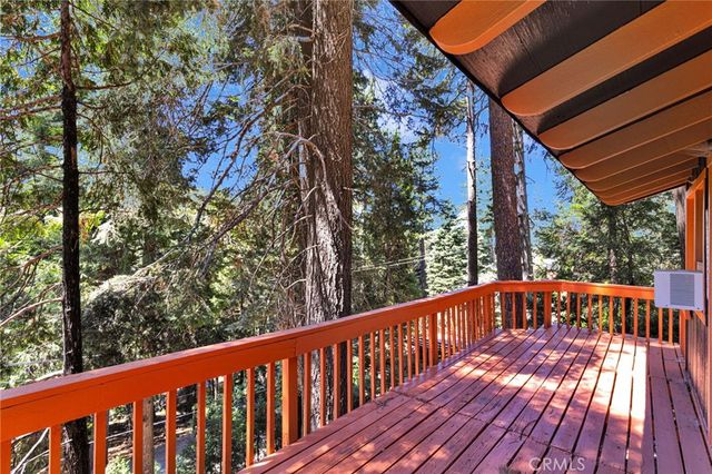 739 Lake Drive, Lake Arrowhead, CA 92385