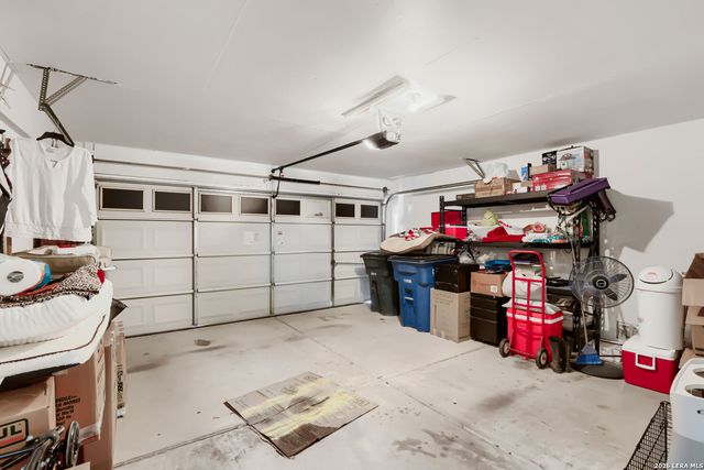 604 NORTHERN LIGHTS DR, New Braunfels, TX 78130
