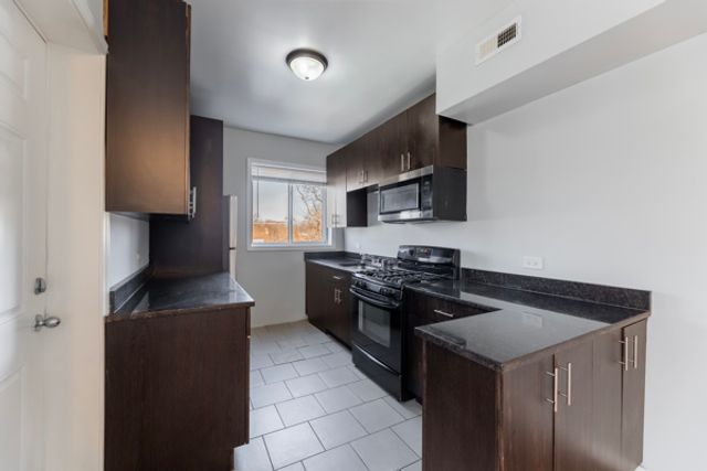 7626 S Drexel Street 1S, Chicago, IL 60619