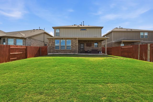425 Purple Heart DR, Buda, TX 78610