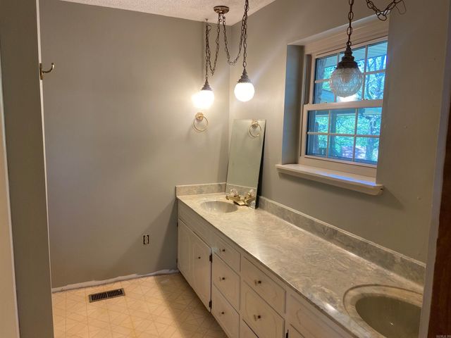 7410 Wheat Road, North Little Rock, AR 72118