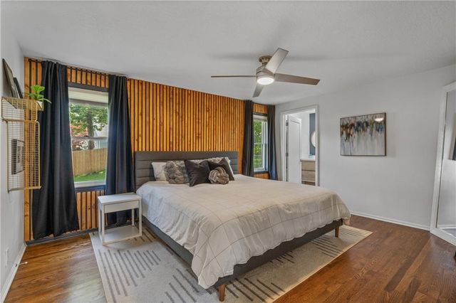 4916 W 78th Place, Prairie Village, KS 66208