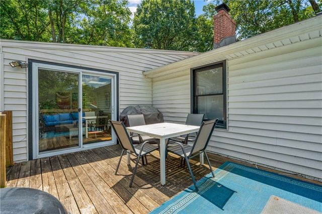 4916 W 78th Place, Prairie Village, KS 66208