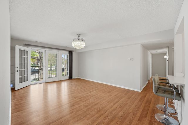 520 Biesterfield Road 119f, Elk Grove Village, IL 60007