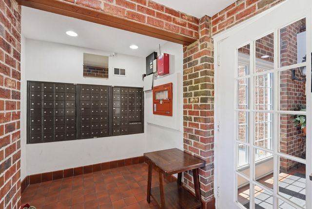 520 Biesterfield Road 119f, Elk Grove Village, IL 60007