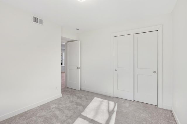 1195 Bush Avenue, Saint Paul, MN 55106