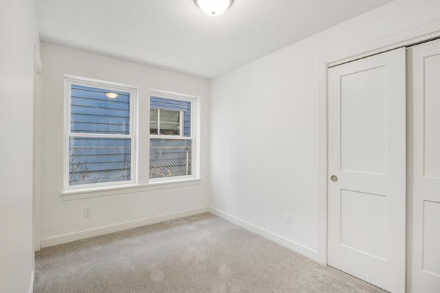 1195 Bush Avenue, Saint Paul, MN 55106