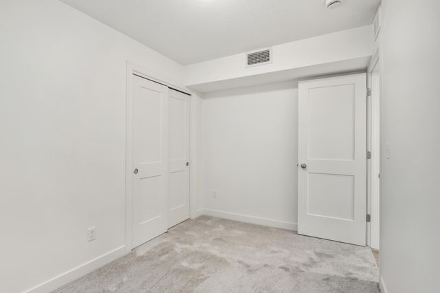 1195 Bush Avenue, Saint Paul, MN 55106