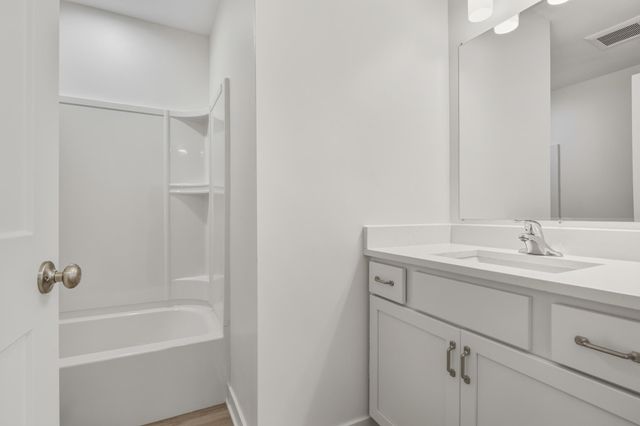 1195 Bush Avenue, Saint Paul, MN 55106