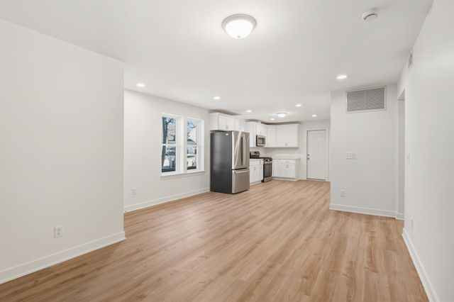 1195 Bush Avenue, Saint Paul, MN 55106