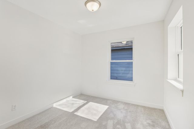 1195 Bush Avenue, Saint Paul, MN 55106