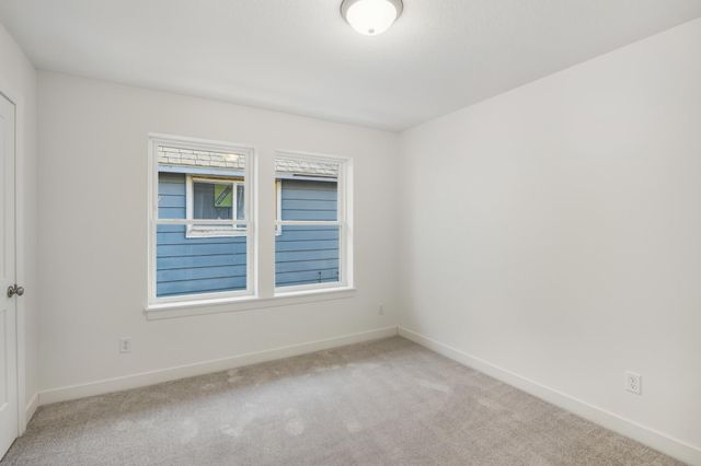 1195 Bush Avenue, Saint Paul, MN 55106