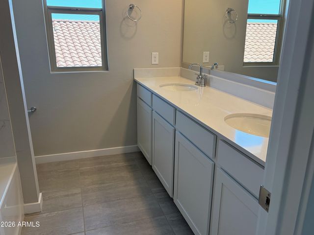 7300 E HACKAMORE Lane S, San Tan Valley, AZ 85143