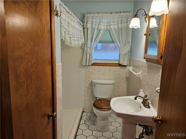 2653 Ontario Avenue, Niagara Falls, NY 14305