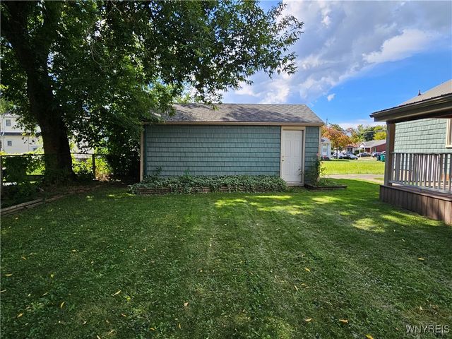 2653 Ontario Avenue, Niagara Falls, NY 14305