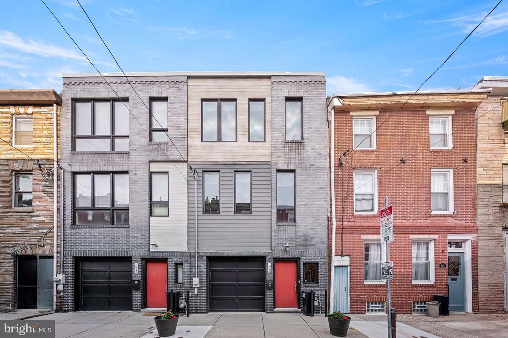 965 N RANDOLPH ST, PHILADELPHIA, PA 19123 — photo 2