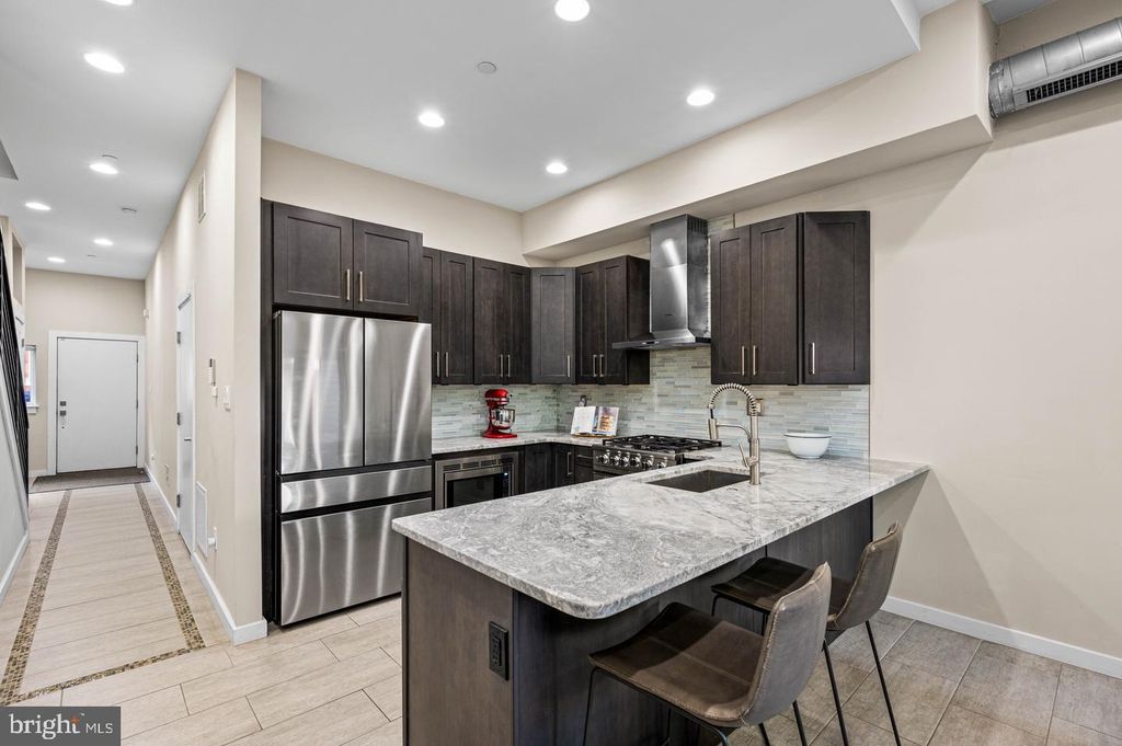 965 N RANDOLPH ST, PHILADELPHIA, PA 19123 — photo 5